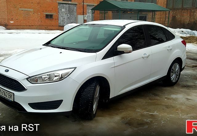 Білий Форд Фокус, об'ємом двигуна 1.6 л та пробігом 140 тис. км за 10500 $, фото 2 на Automoto.ua