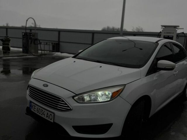 Білий Форд Фокус, об'ємом двигуна 2 л та пробігом 138 тис. км за 8200 $, фото 1 на Automoto.ua