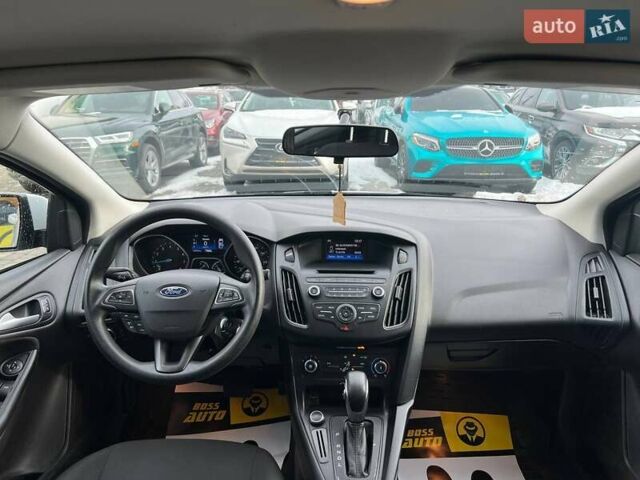 Белый Форд Фокус, объемом двигателя 2 л и пробегом 131 тыс. км за 8200 $, фото 9 на Automoto.ua