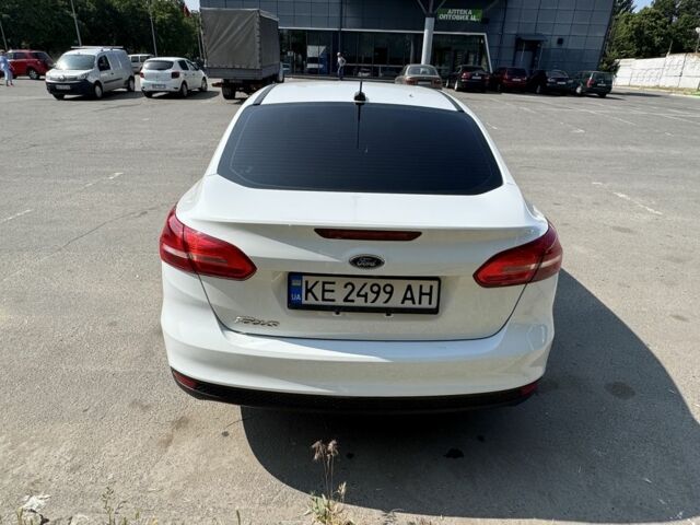 Белый Форд Фокус, объемом двигателя 2 л и пробегом 102 тыс. км за 7999 $, фото 5 на Automoto.ua