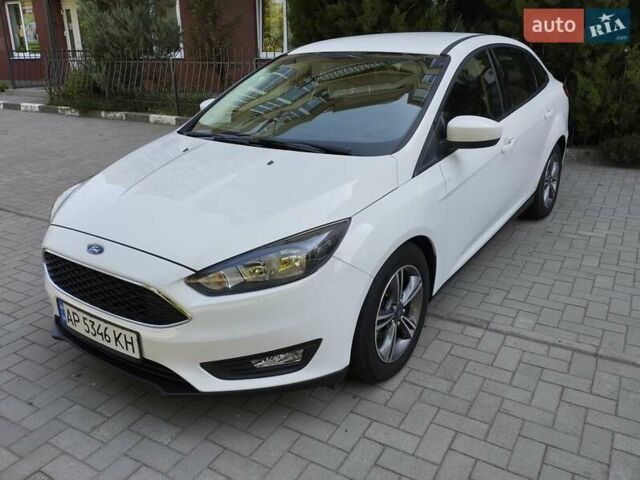 Форд Фокус 2017 у Запоріжжя на Automoto.ua Білий Форд Фокус, об'ємом двигуна 2 л та пробігом 58 тис. км за 9600 $, фото 1 на Automoto.ua