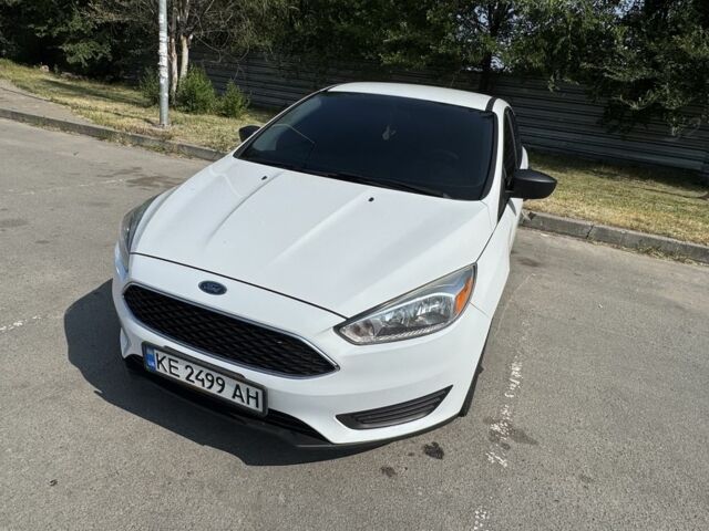 Белый Форд Фокус, объемом двигателя 2 л и пробегом 102 тыс. км за 7999 $, фото 1 на Automoto.ua