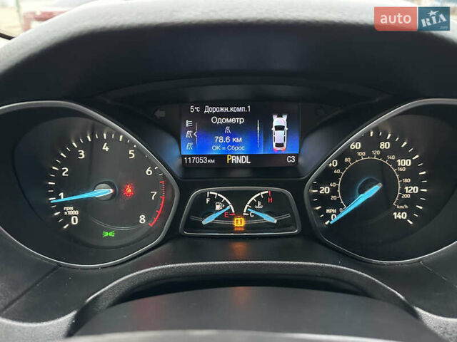 Белый Форд Фокус, объемом двигателя 2 л и пробегом 117 тыс. км за 7900 $, фото 13 на Automoto.ua