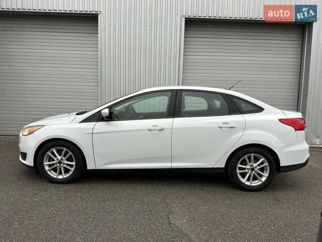 Белый Форд Фокус, объемом двигателя 2 л и пробегом 137 тыс. км за 8700 $, фото 2 на Automoto.ua