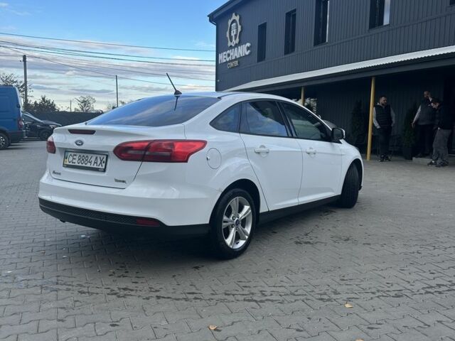 Форд Фокус 2017 в Черновцах на Automoto.ua Белый Форд Фокус, объемом двигателя 1.6 л и пробегом 61 тыс. км за 8900 $, фото 5 на Automoto.ua