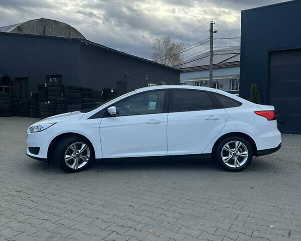 Белый Форд Фокус, объемом двигателя 1.6 л и пробегом 61 тыс. км за 8900 $, фото 2 на Automoto.ua