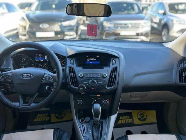 Белый Форд Фокус, объемом двигателя 2 л и пробегом 196 тыс. км за 9700 $, фото 20 на Automoto.ua