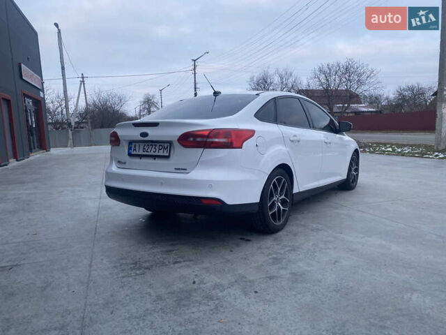 Белый Форд Фокус, объемом двигателя 2 л и пробегом 85 тыс. км за 9400 $, фото 5 на Automoto.ua