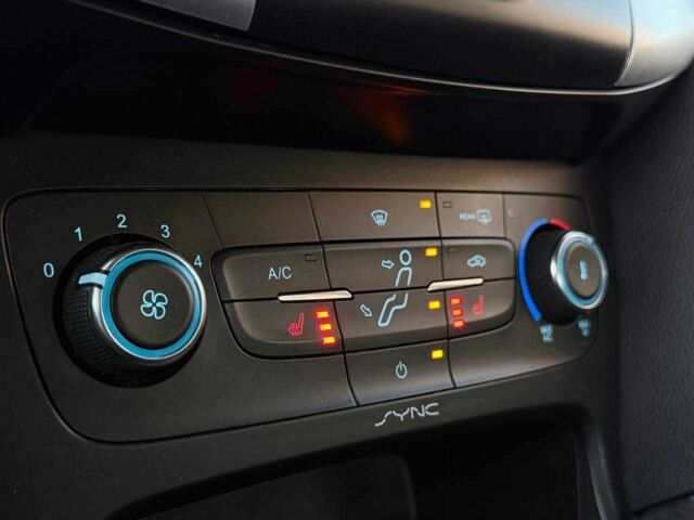 Белый Форд Фокус, объемом двигателя 0 л и пробегом 126 тыс. км за 9790 $, фото 19 на Automoto.ua