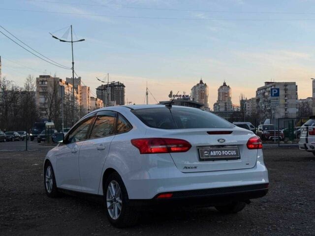 Белый Форд Фокус, объемом двигателя 0 л и пробегом 126 тыс. км за 9790 $, фото 4 на Automoto.ua