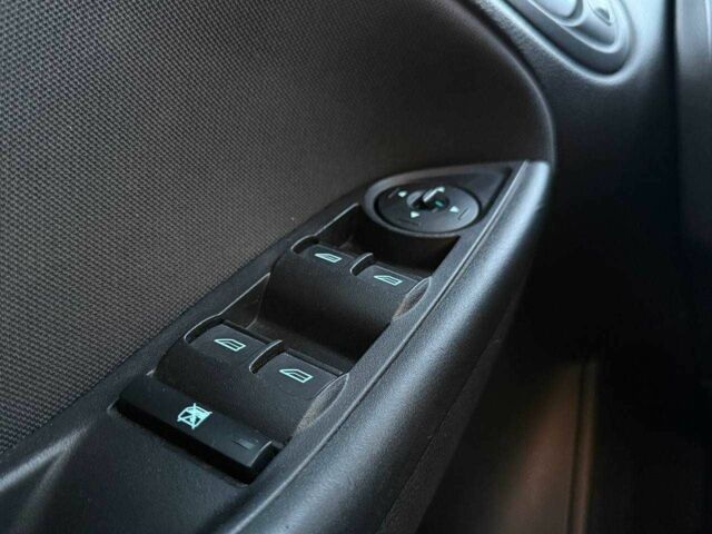 Белый Форд Фокус, объемом двигателя 0 л и пробегом 126 тыс. км за 9790 $, фото 15 на Automoto.ua