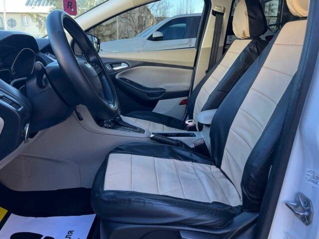 Белый Форд Фокус, объемом двигателя 2 л и пробегом 196 тыс. км за 9700 $, фото 9 на Automoto.ua