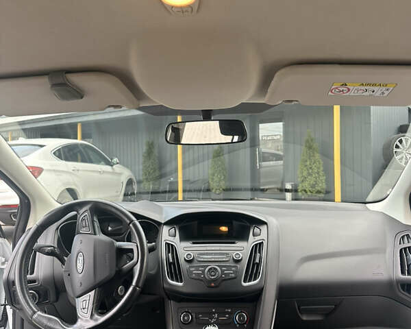 Белый Форд Фокус, объемом двигателя 1.6 л и пробегом 61 тыс. км за 8900 $, фото 13 на Automoto.ua