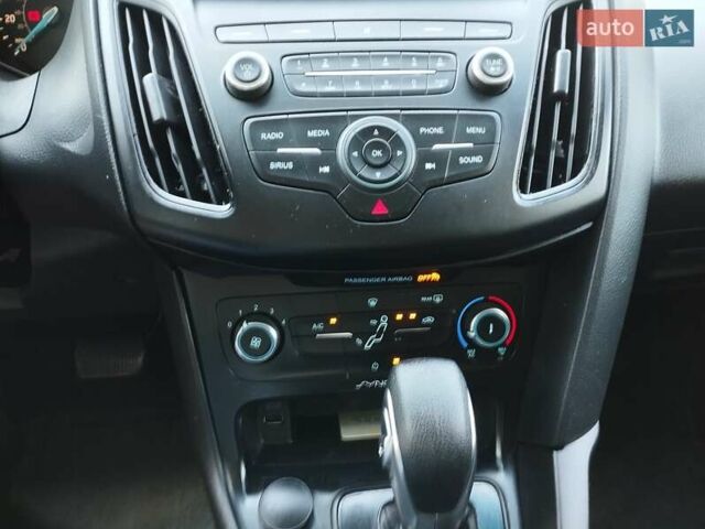 Форд Фокус 2017 у Запоріжжя на Automoto.ua Білий Форд Фокус, об'ємом двигуна 2 л та пробігом 58 тис. км за 9600 $, фото 27 на Automoto.ua