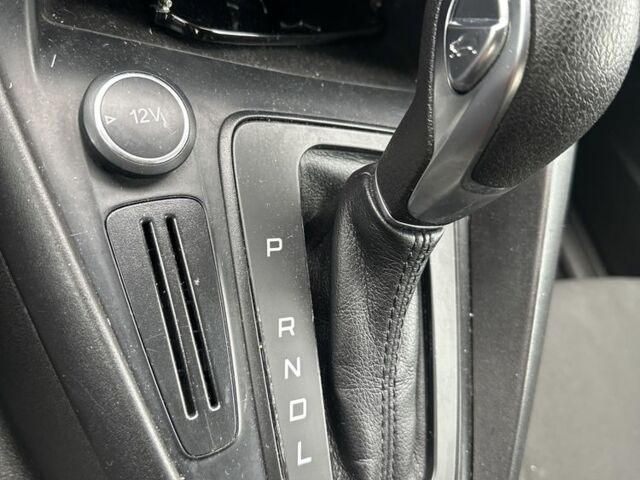 Белый Форд Фокус, объемом двигателя 2 л и пробегом 116 тыс. км за 7850 $, фото 14 на Automoto.ua