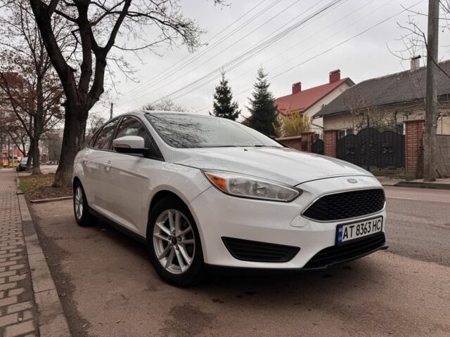 Белый Форд Фокус, объемом двигателя 2 л и пробегом 129 тыс. км за 8200 $, фото 2 на Automoto.ua