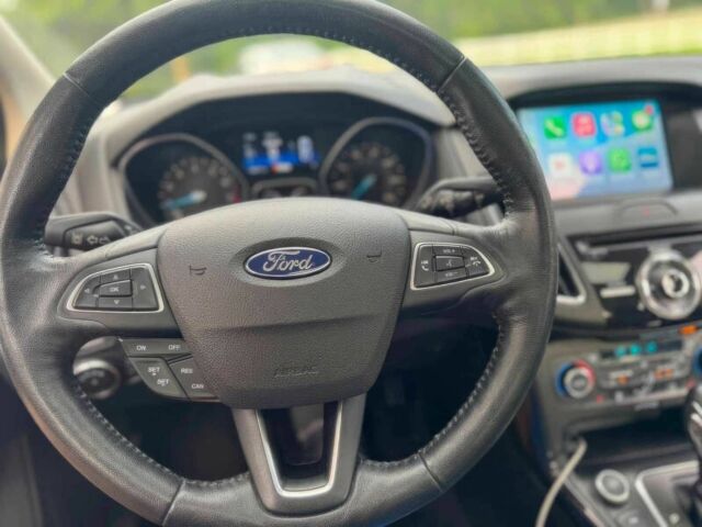 Белый Форд Фокус, объемом двигателя 2 л и пробегом 58 тыс. км за 6700 $, фото 5 на Automoto.ua