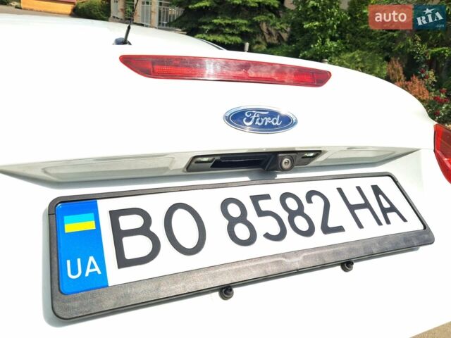 Белый Форд Фокус, объемом двигателя 2 л и пробегом 178 тыс. км за 9250 $, фото 119 на Automoto.ua