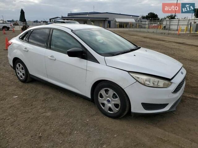 Білий Форд Фокус, об'ємом двигуна 2 л та пробігом 84 тис. км за 2400 $, фото 5 на Automoto.ua
