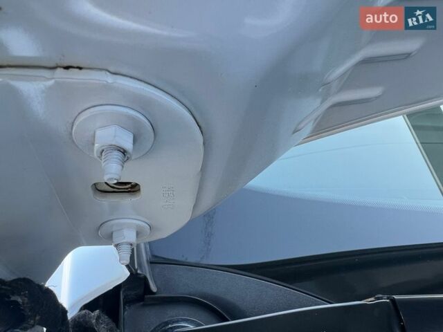 Білий Форд Фокус, об'ємом двигуна 1.6 л та пробігом 67 тис. км за 10700 $, фото 33 на Automoto.ua