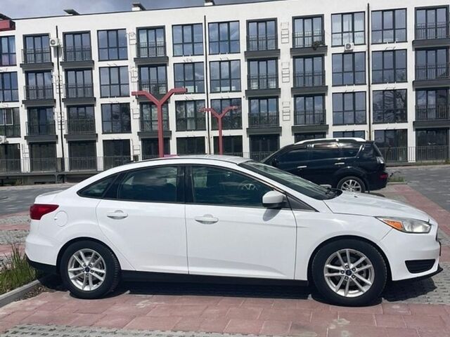 Білий Форд Фокус, об'ємом двигуна 2 л та пробігом 178 тис. км за 6500 $, фото 1 на Automoto.ua