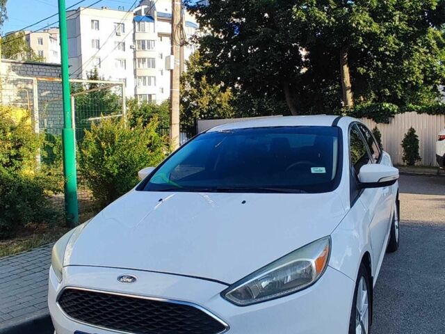 Білий Форд Фокус, об'ємом двигуна 2 л та пробігом 139 тис. км за 8029 $, фото 2 на Automoto.ua