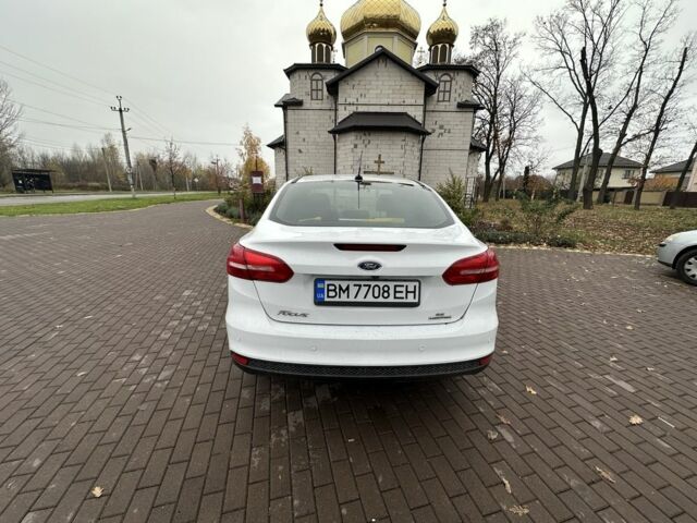 Белый Форд Фокус, объемом двигателя 2 л и пробегом 116 тыс. км за 7850 $, фото 5 на Automoto.ua