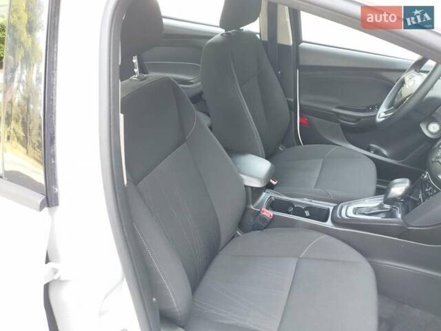 Форд Фокус 2017 у Запоріжжя на Automoto.ua Білий Форд Фокус, об'ємом двигуна 2 л та пробігом 58 тис. км за 9600 $, фото 20 на Automoto.ua