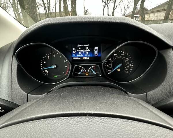 Белый Форд Фокус, объемом двигателя 2 л и пробегом 186 тыс. км за 8900 $, фото 20 на Automoto.ua