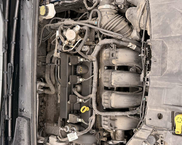 Белый Форд Фокус, объемом двигателя 2 л и пробегом 139 тыс. км за 8500 $, фото 11 на Automoto.ua