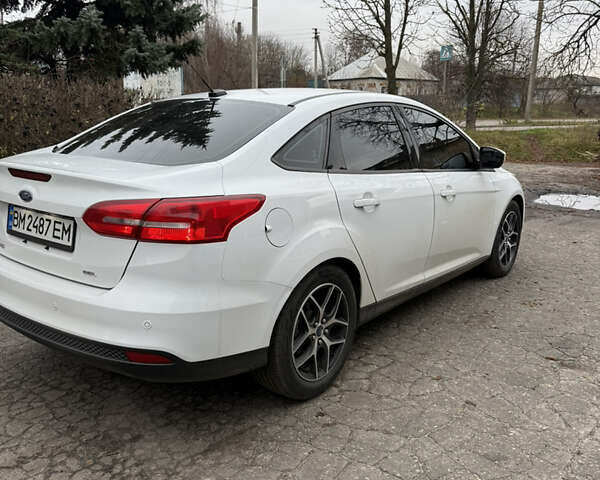 Белый Форд Фокус, объемом двигателя 2 л и пробегом 128 тыс. км за 8500 $, фото 4 на Automoto.ua