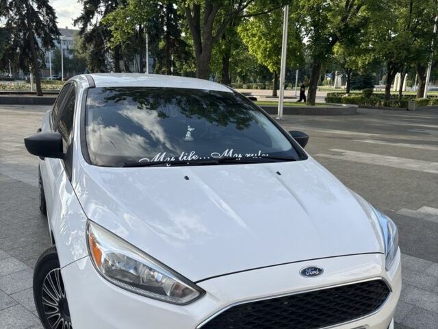 Белый Форд Фокус, объемом двигателя 2 л и пробегом 80 тыс. км за 9200 $, фото 6 на Automoto.ua