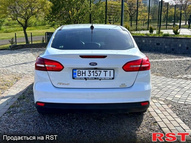 Белый Форд Фокус, объемом двигателя 1 л и пробегом 0 тыс. км за 8800 $, фото 3 на Automoto.ua