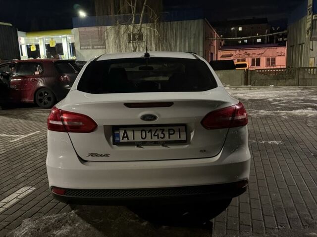 Белый Форд Фокус, объемом двигателя 2 л и пробегом 125 тыс. км за 8100 $, фото 1 на Automoto.ua