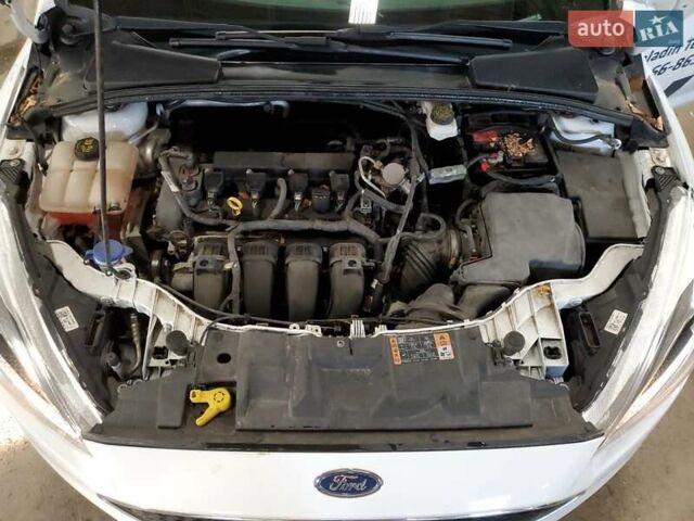 Білий Форд Фокус, об'ємом двигуна 2 л та пробігом 78 тис. км за 1400 $, фото 10 на Automoto.ua