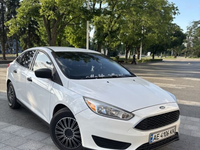 Белый Форд Фокус, объемом двигателя 2 л и пробегом 80 тыс. км за 9800 $, фото 6 на Automoto.ua