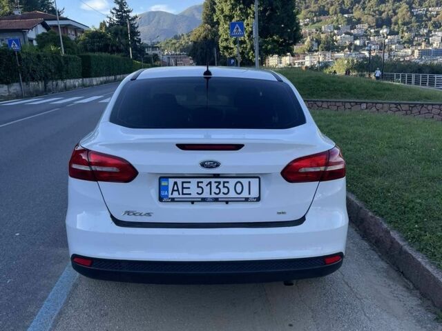 Белый Форд Фокус, объемом двигателя 2 л и пробегом 108 тыс. км за 9000 $, фото 2 на Automoto.ua