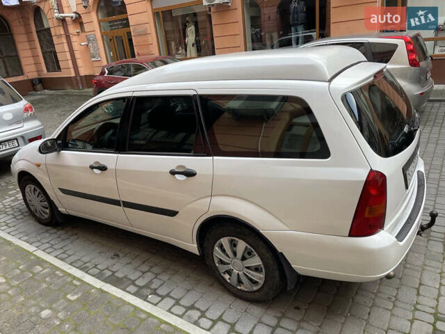 Белый Форд Фокус, объемом двигателя 1.82 л и пробегом 391 тыс. км за 2500 $, фото 3 на Automoto.ua