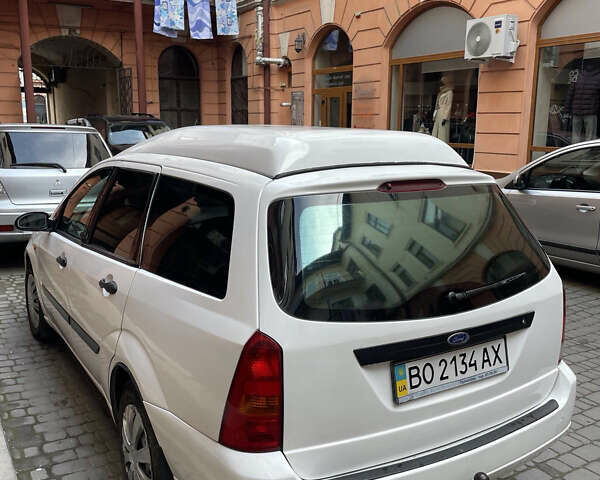 Белый Форд Фокус, объемом двигателя 1.82 л и пробегом 391 тыс. км за 2500 $, фото 5 на Automoto.ua