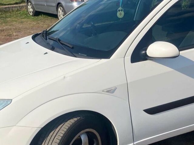 Білий Форд Фокус, об'ємом двигуна 2 л та пробігом 287 тис. км за 2800 $, фото 17 на Automoto.ua