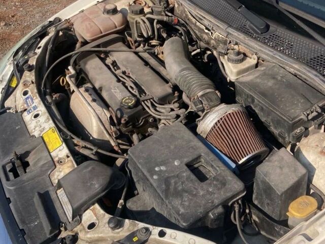 Білий Форд Фокус, об'ємом двигуна 2 л та пробігом 287 тис. км за 2800 $, фото 6 на Automoto.ua