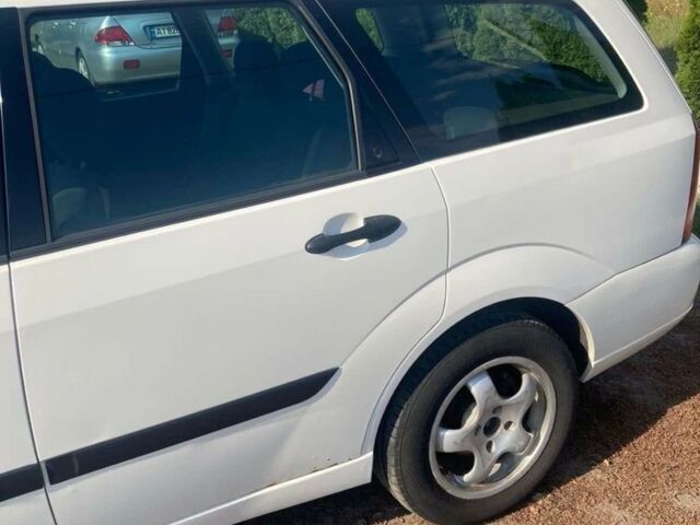 Білий Форд Фокус, об'ємом двигуна 2 л та пробігом 287 тис. км за 2800 $, фото 1 на Automoto.ua