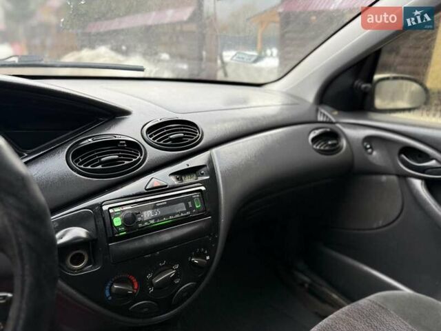 Белый Форд Фокус, объемом двигателя 1.8 л и пробегом 316 тыс. км за 1200 $, фото 9 на Automoto.ua