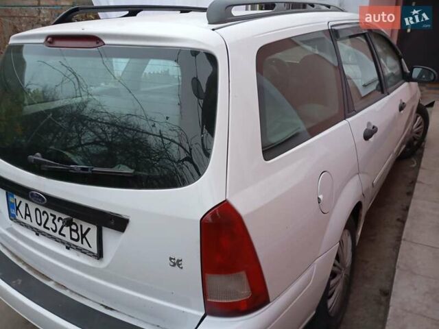 Белый Форд Фокус, объемом двигателя 2 л и пробегом 212 тыс. км за 2699 $, фото 9 на Automoto.ua