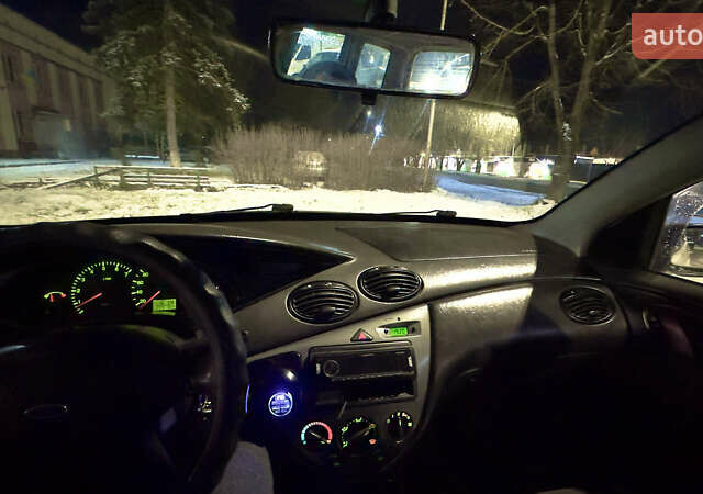 Білий Форд Фокус, об'ємом двигуна 1.6 л та пробігом 355 тис. км за 2800 $, фото 13 на Automoto.ua