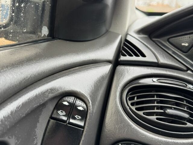 Білий Форд Фокус, об'ємом двигуна 1.8 л та пробігом 280 тис. км за 2600 $, фото 16 на Automoto.ua