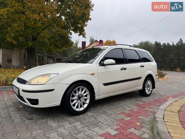 Білий Форд Фокус, об'ємом двигуна 1.75 л та пробігом 400 тис. км за 2800 $, фото 2 на Automoto.ua