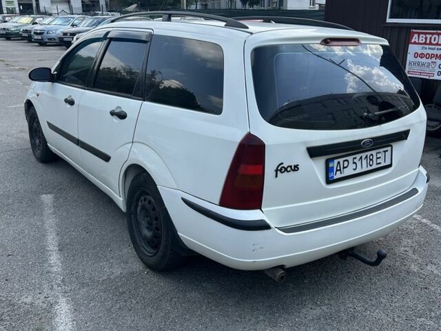 Белый Форд Фокус, объемом двигателя 1.6 л и пробегом 471 тыс. км за 3200 $, фото 8 на Automoto.ua