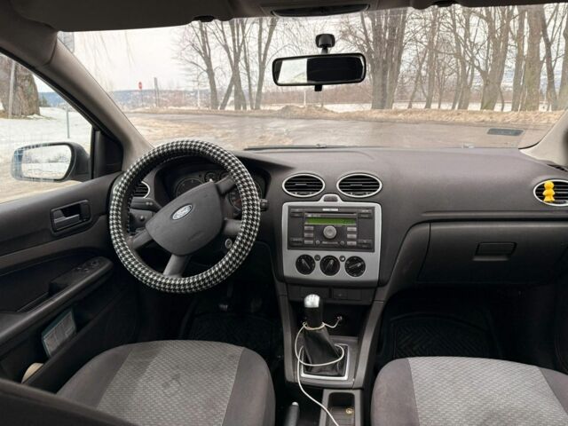 Белый Форд Фокус, объемом двигателя 0 л и пробегом 292 тыс. км за 1500 $, фото 7 на Automoto.ua