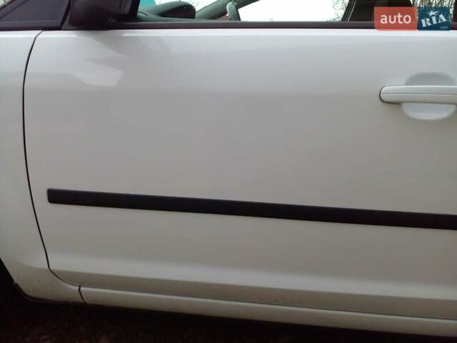 Білий Форд Фокус, об'ємом двигуна 1.6 л та пробігом 239 тис. км за 5200 $, фото 13 на Automoto.ua